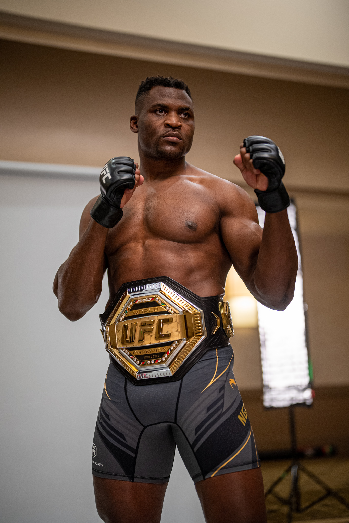 UFC VENUM チャンピオンジャージ上下 Mフランシスガヌー