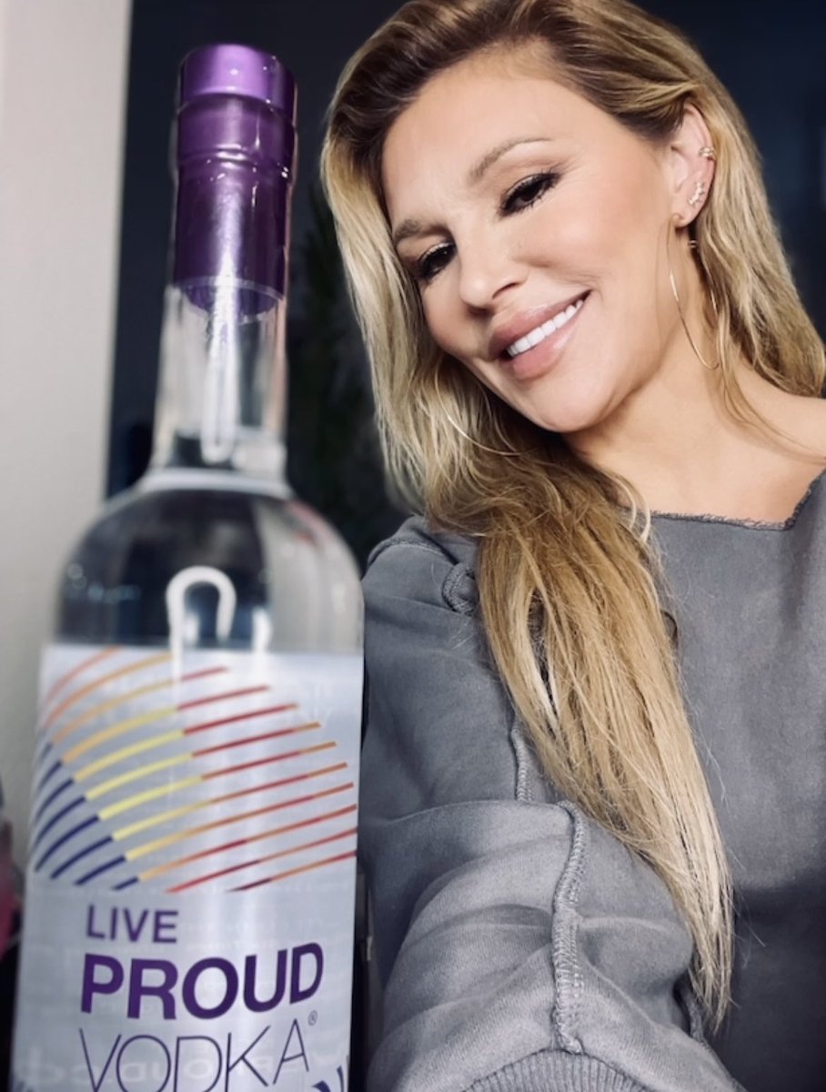 Brandi Glanville tweet media