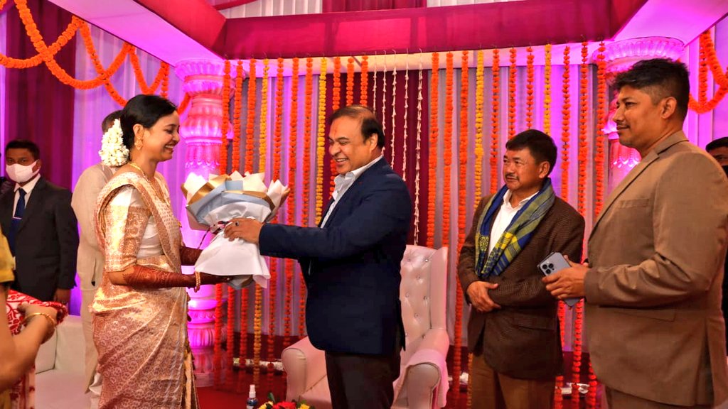 himantabiswa tweet picture