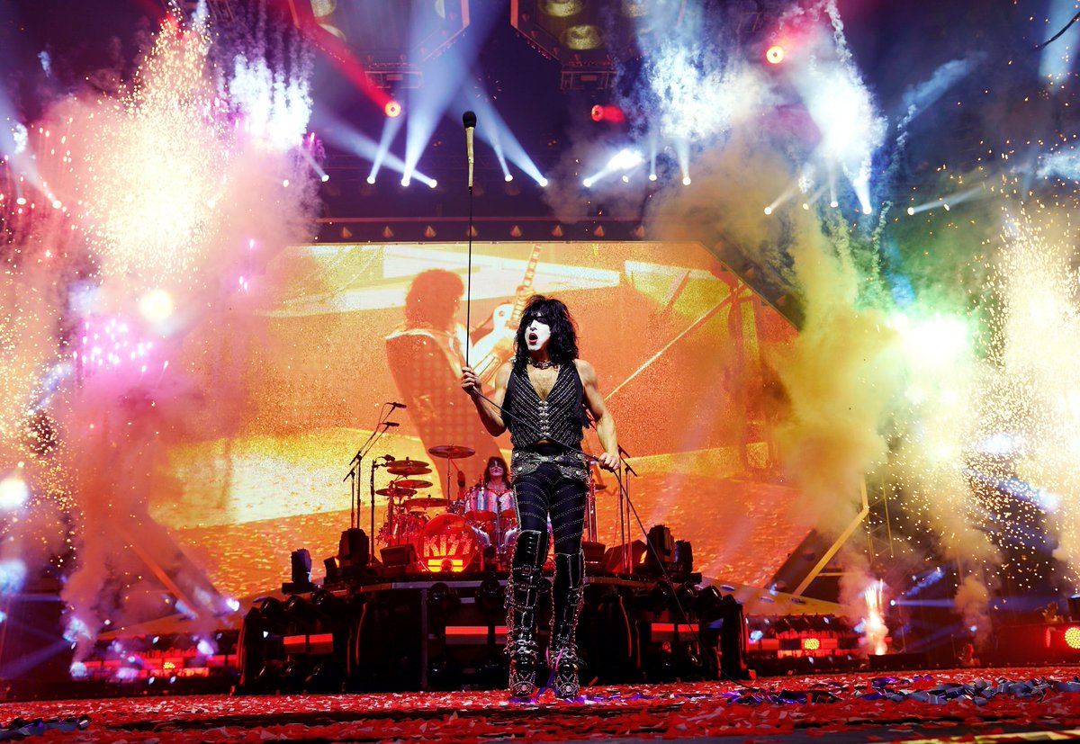 kiss's tweet photo. Happy 70th Birthday to the greatest frontman in Rock &amp; Roll, @PaulStanleyLive! https://t.co/hmumkA6lST