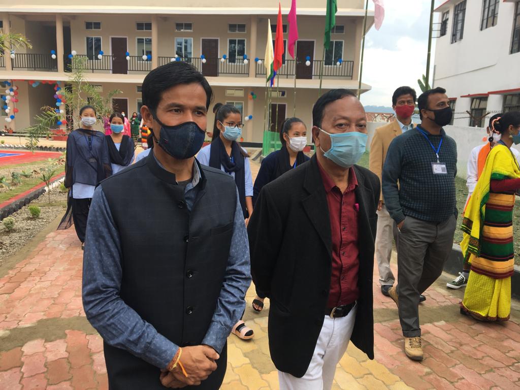 TeronRatan's tweet photo. Glad to be present at a series of Inuagural programs at Haflong Dima Hasao, Glaced by Hon'ble CM of Assam Sjt Dr Himanta Biswa Sarma, accompanied by Sjt #Piyush_Hazarika, Hon'ble Minister, along with Sjt #DonpainonThousen, Hon'ble District President (BJP) Dima Hasao, . https://t.co/0eWpAobKNc