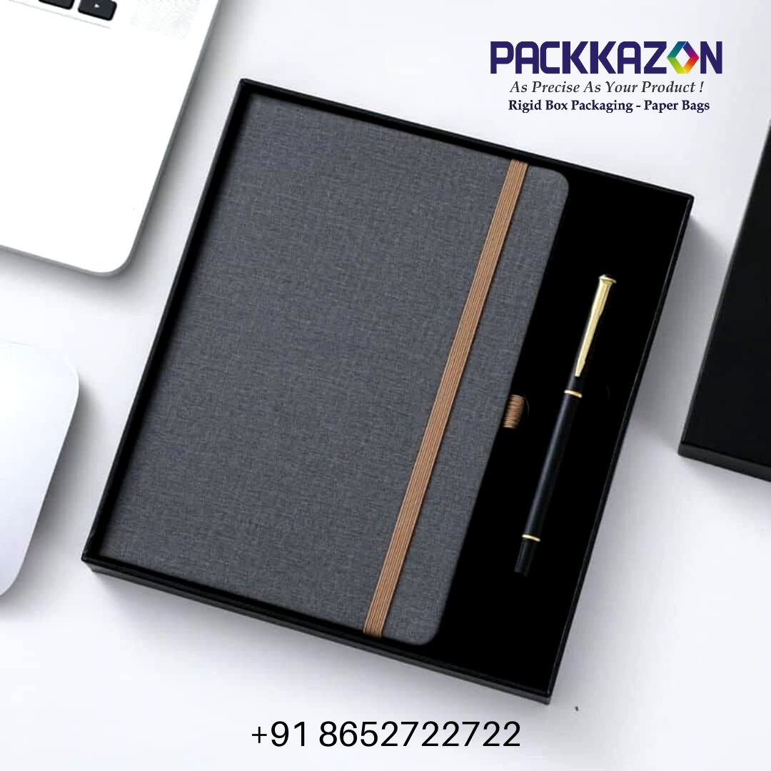 packkazon's tweet photo. Gift packaging boxes are ideal for presenting your gift to your special one.
Customize your Gift boxes in different shapes and styles!
https://t.co/cmdB1PliQn

#packkazon  
#packaging #printing  #giftpackaging  #luxurypackaging https://t.co/XESe6WqJRB