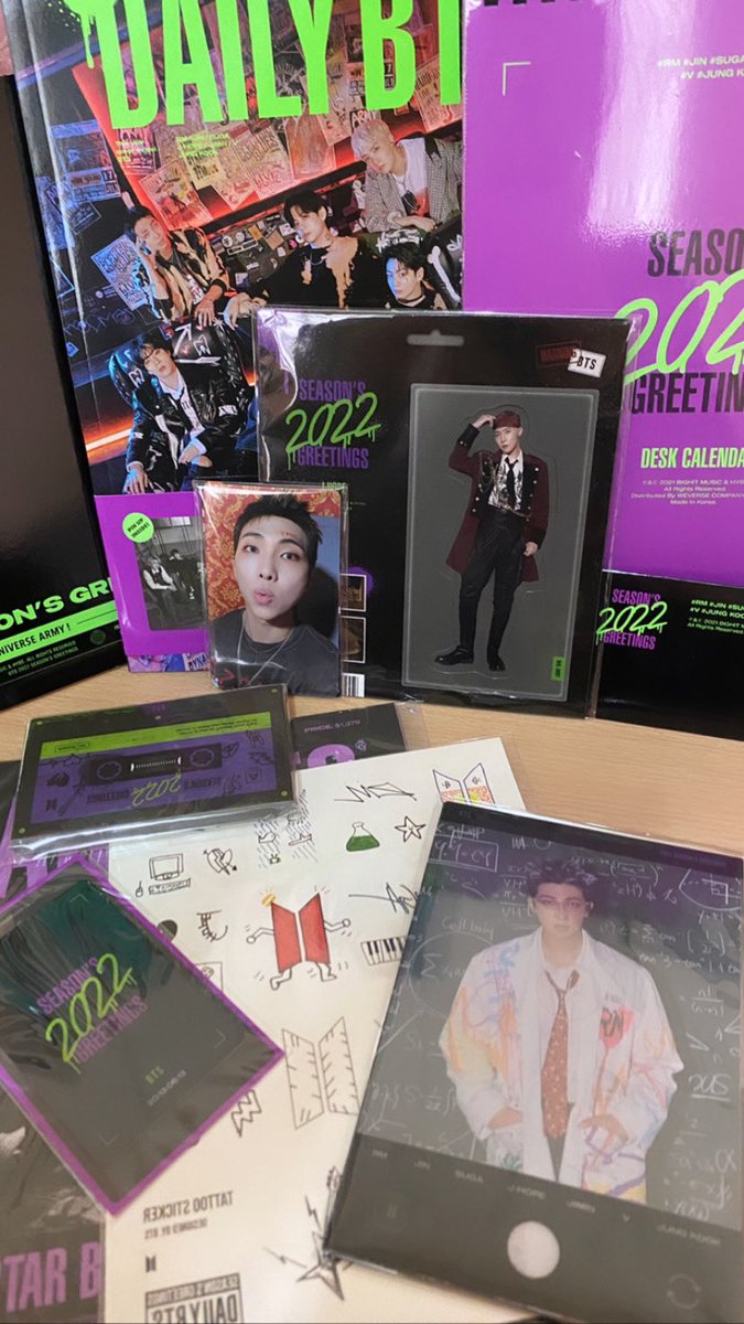 ꒰ BTS SG 2022 ꒱ #kaiaclicks🌺

𓏔 <a href="/seoulpop_ph/">Seoul Pop Station</a> 

𓂋 I freakin’ pulled my bias 😭 thank you so much for a very successful transaction, <a href="/seoulpop_ph/">Seoul Pop Station</a>! ❤️‍🔥 it arrived home safely!