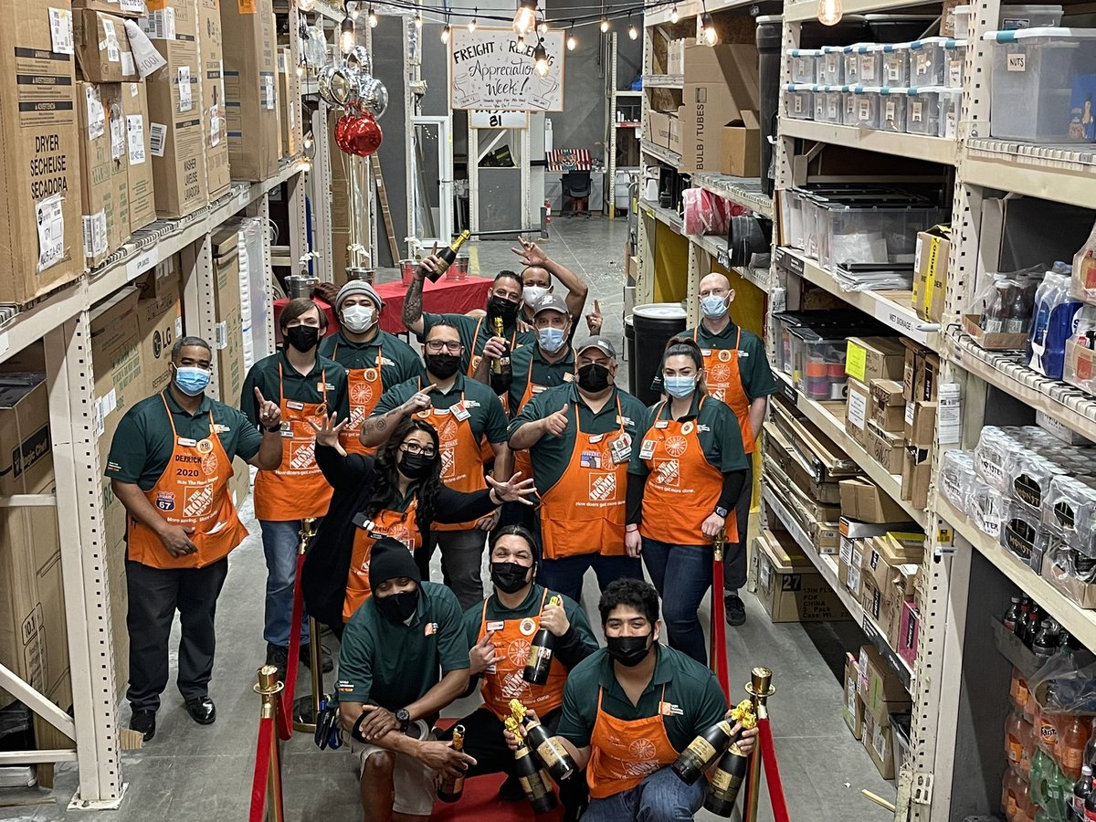 Randy Valenzuela (@randy_1083) on Twitter photo Sulema and Jabbar battling for cornhole supremacy.. Tia walking the red carpet but most importantly recognizing our amazing Frieght and Receiving team at 1083 !! <a href="/NoemiCeja4/">Noemi Ceja</a> <a href="/ruthy_mckenna/">ruthy</a> <a href="/VelaSulema/">Sulema Vela</a> <a href="/TiaJake777/">Tia Jake</a> <a href="/JabarrBean/">Jabarr Bean</a> <a href="/HDAlexSolis/">Alex Solis</a> <a href="/UlisesD67/">Ulises Rojas</a> <a href="/LKRTHD/">LaKesha Rawls</a> Sulema and Jabbar battling for cornhole supremacy.. Tia walking the red carpet but most importantly recognizing our amazing Frieght and Receiving team at 1083 !! <a href="/NoemiCeja4/">Noemi Ceja</a> <a href="/ruthy_mckenna/">ruthy</a> <a href="/VelaSulema/">Sulema Vela</a> <a href="/TiaJake777/">Tia Jake</a> <a href="/JabarrBean/">Jabarr Bean</a> <a href="/HDAlexSolis/">Alex Solis</a> <a href="/UlisesD67/">Ulises Rojas</a> <a href="/LKRTHD/">LaKesha Rawls</a>