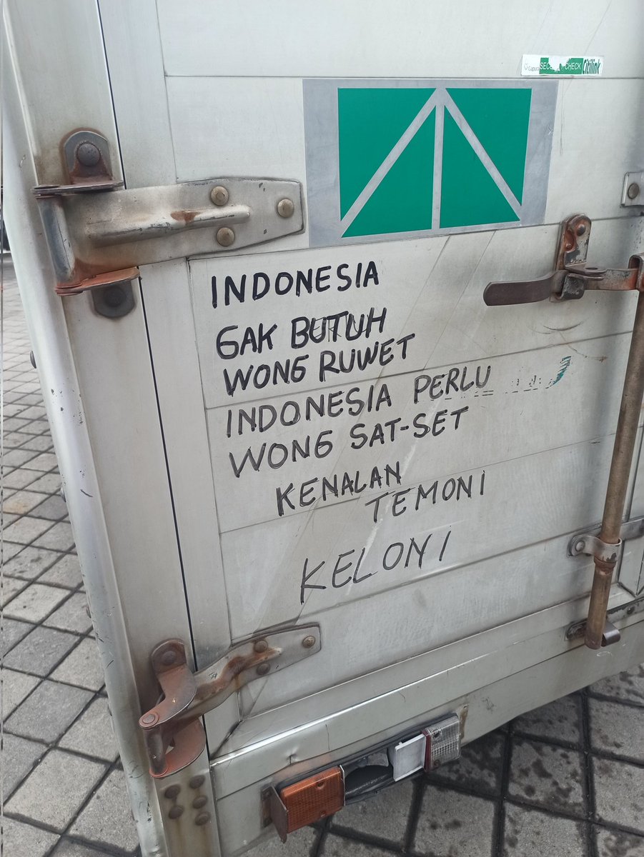 PassSkip tweet media