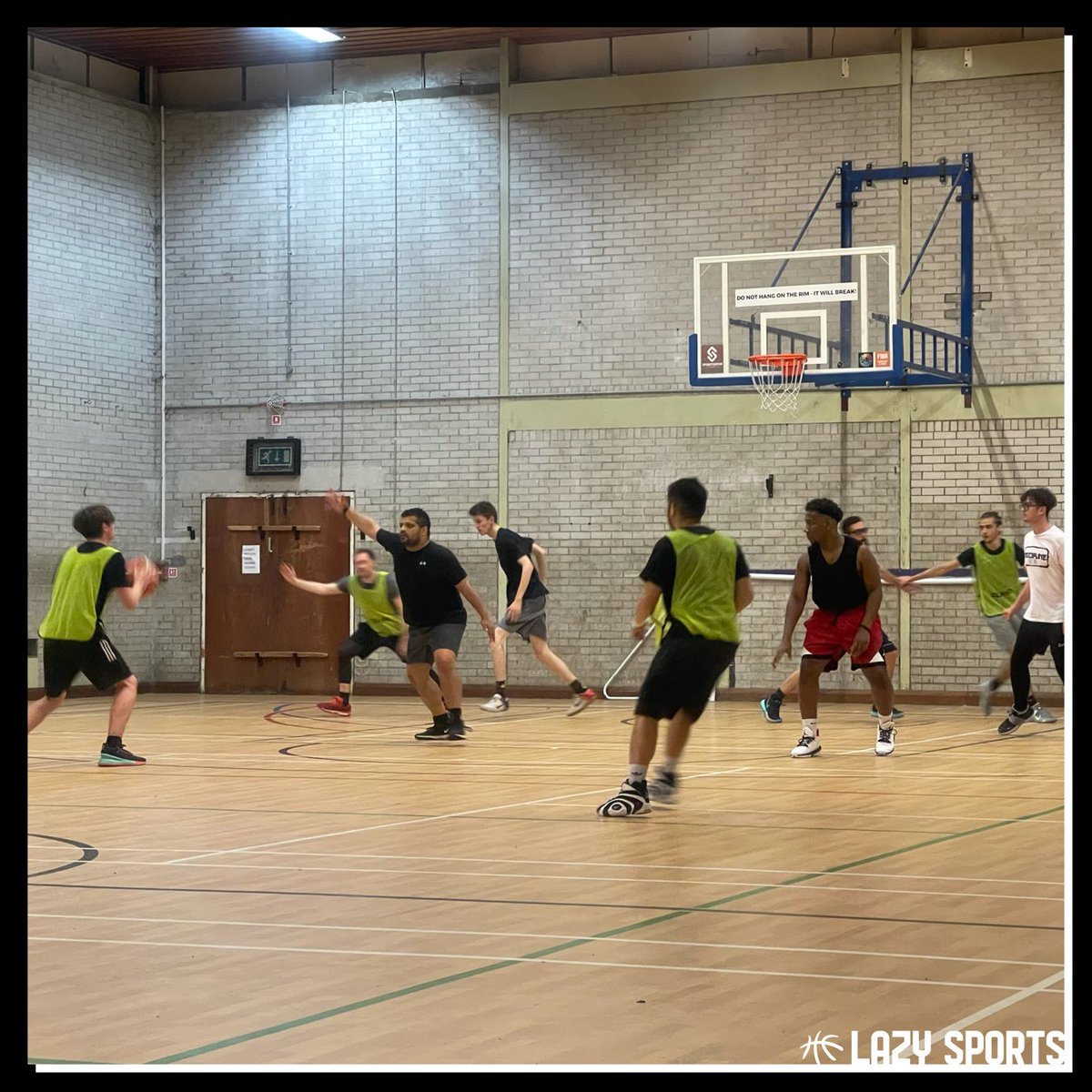 LazySportsLtd's tweet photo. All our members are putting in the work this January after their festive breaks! Safe to say some of those mince pies have been worked off, and some! Keep it up people 🏀👏

#lazysportsbasketball #health #fitness #positiveenergy #teamwork #bristolbasketball #bristolflyers https://t.co/GTBdnXeuIz