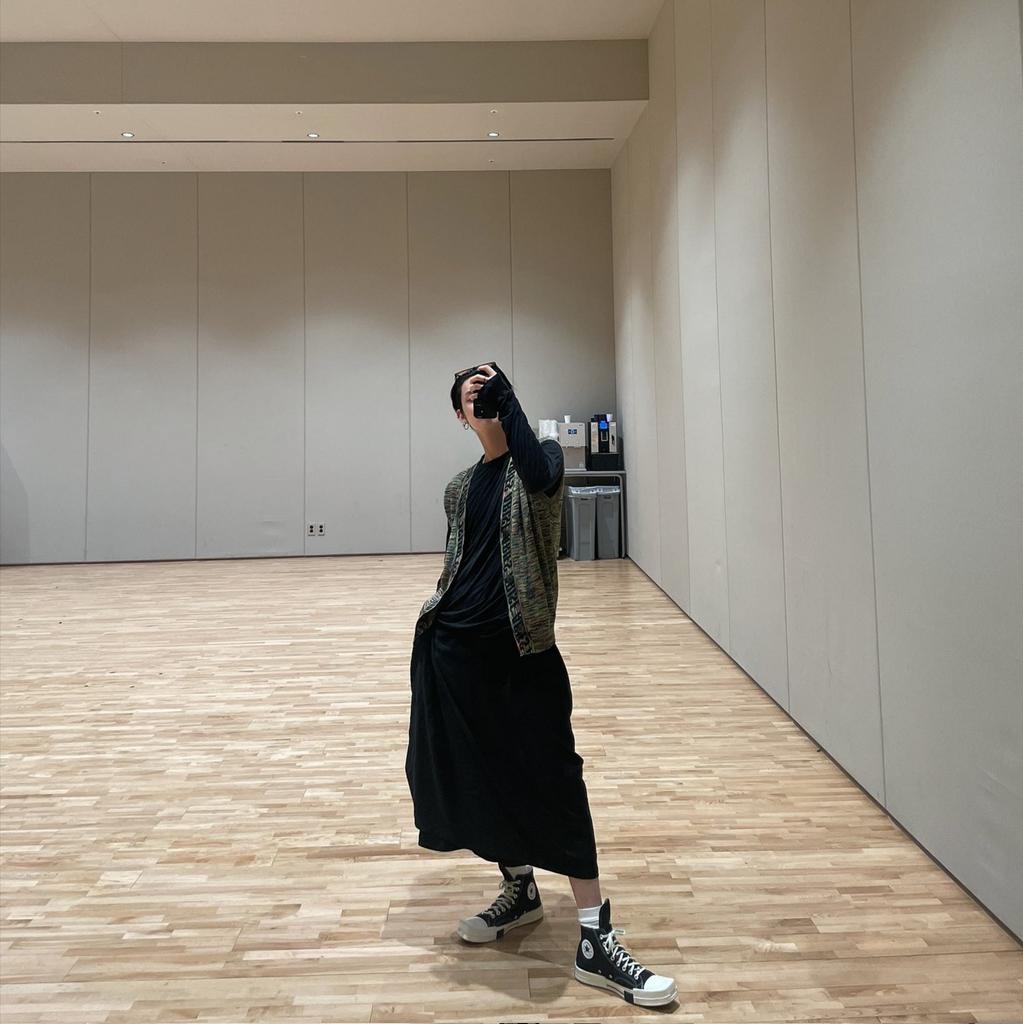iwaiwad's tweet photo. yeonbin school!au где Ёнджун новый учитель по математике и ему плевать на стереотипы, а Субин выпускник, который ненавидит алгебру и геометрию всей душой

#yeonbin #yeonbinau https://t.co/zrLLK32hlI