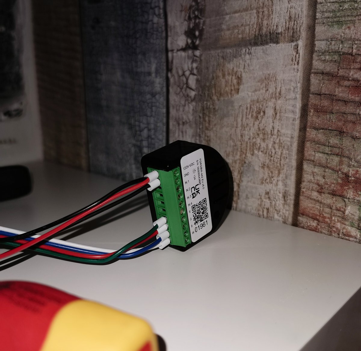 Domoticalia's tweet photo. Fibaro LED RGBW. Va finisimo.
#tiraled #rgbw https://t.co/JhfOlb8h4g