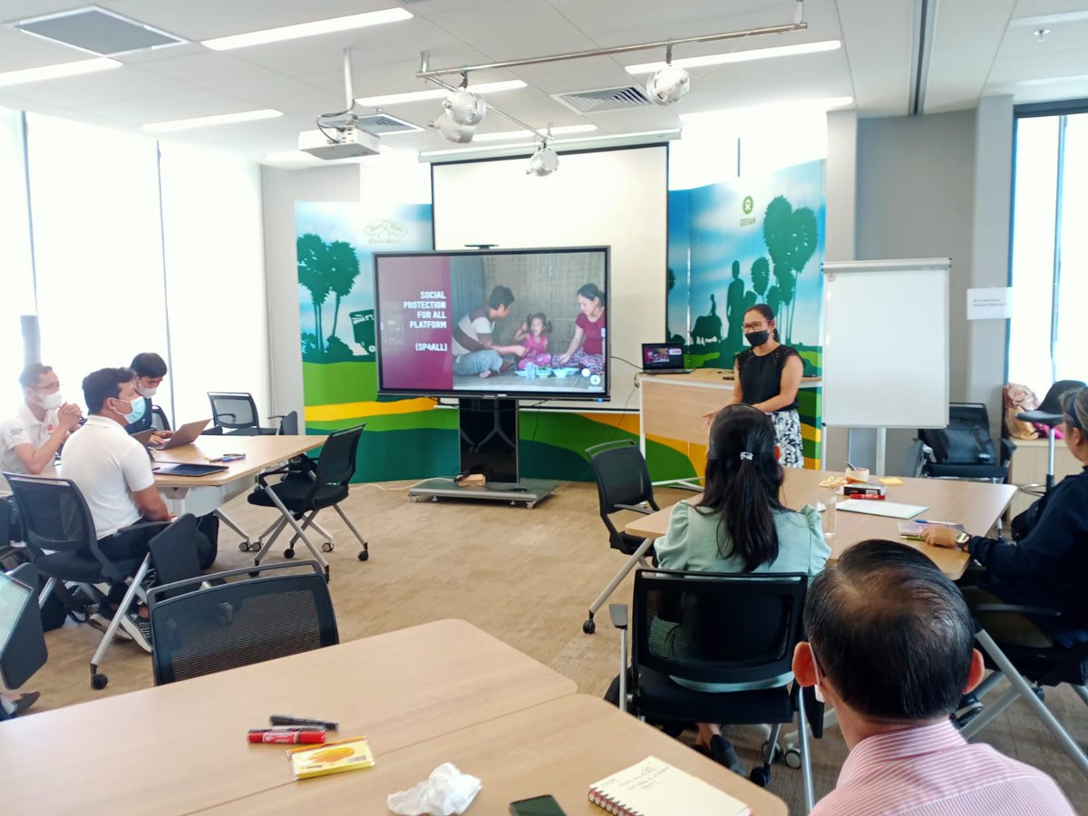 OxfamKH's tweet photo. Oxfam and partners discuss about the strategy and priority for a new Eruopean Union's funded project called Social Protection for All Platform (#SP4All).  The new project is to raise awareness on social protection and reduce citizen's concerns to the duty bearers. https://t.co/xtx4agDt3Q