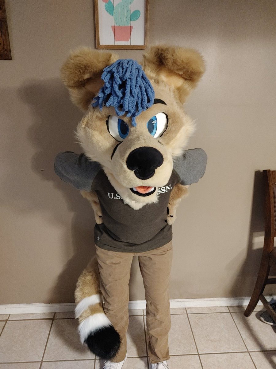 RUFFStuffSuits's tweet photo. Dodger the cheedog! https://t.co/XRfnfgpOk6