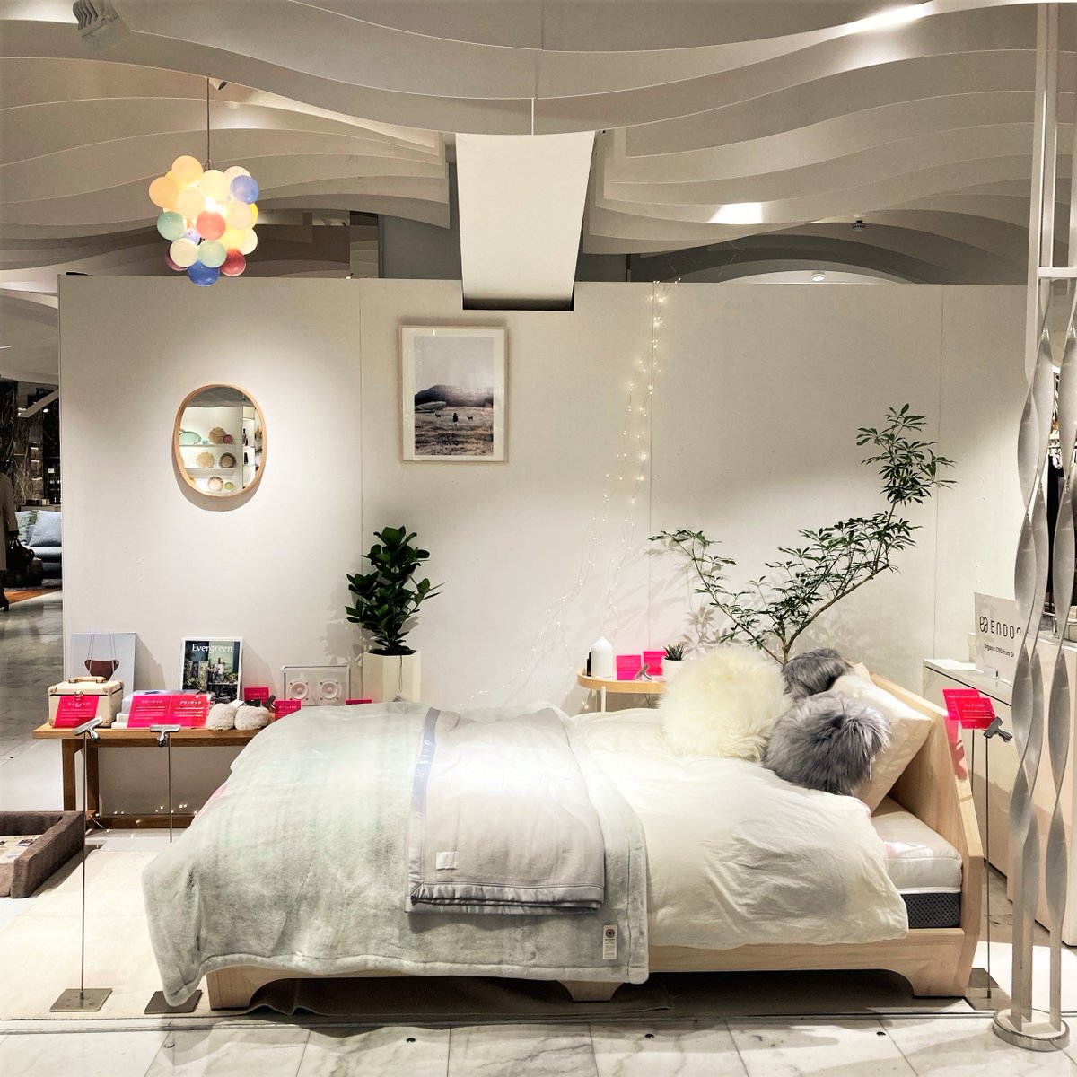 YUYAKU_toji's tweet photo. 伊勢丹新宿店本館5階で開催中のポップアップ、「GOOD SLEEP,GOOD LIFE ～良質な睡眠がもたらす美と健康～」に湯躍を出品中です。
会期は2月1日まで。
みなさまのお越しをお待ちしています。

#湯躍 #入浴剤 #別府温泉 #薬用入浴剤 #伊勢丹新宿店
https://t.co/92qfsY8n7f https://t.co/8R7jToXojf