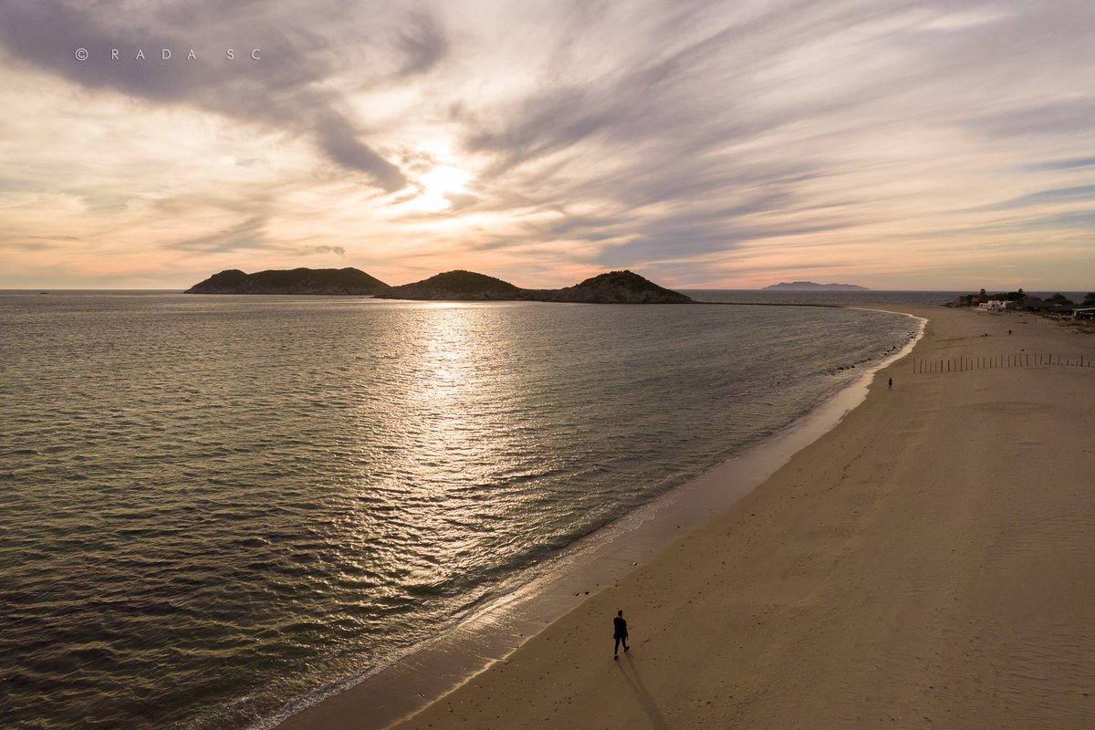 Rada_SC's tweet photo. El atardecer de hoy desde Costa del Mar en San Carlos, Sonora. https://t.co/SaE2vnk9E4