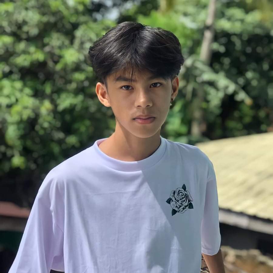 Itsmejerick2's tweet photo. Cute q here. https://t.co/zJZC7U6utm