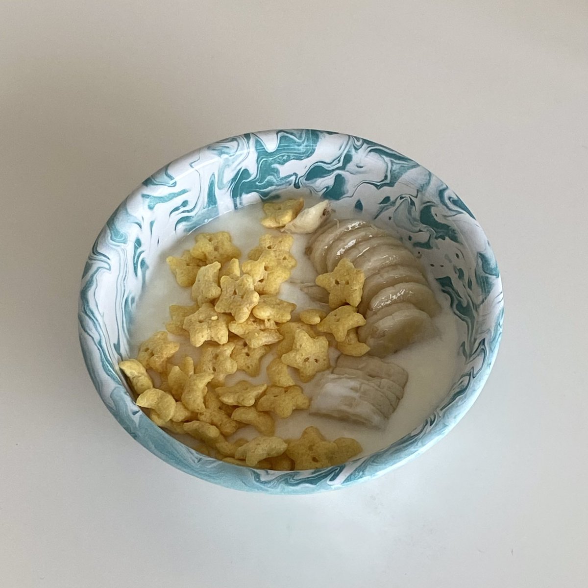 24_hcs's tweet image. Go little honey star