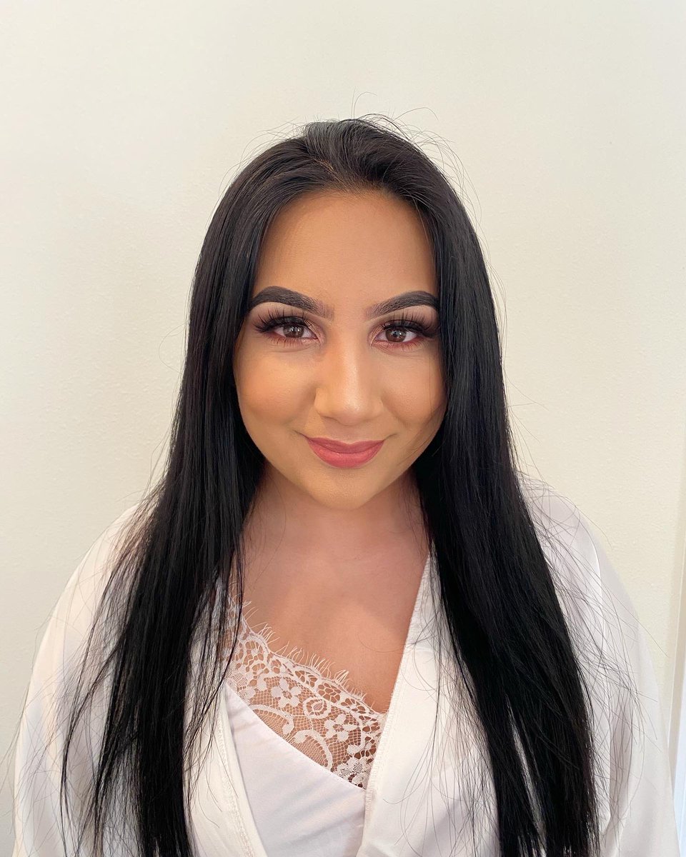 julissamarinn's tweet photo. 530! Makeup artist/Licensed  Esthetician! 
I’m looking to build my clientele 💓 
it costs nothing to RT this 🙏🏼
📍Mane Focus in Corning,Ca!! 
Services: 
*Makeup
*Waxing
*Facials
* Ombré powder brows (still practicing) 
see more on my  IG: glow.byjuli 
Hablo español!! https://t.co/q1e14baWVR