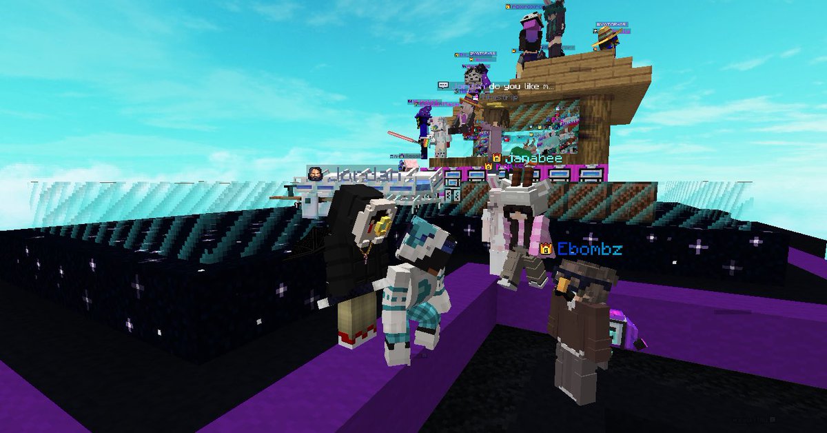 puddleee's tweet image. have officially twerked on the owner of lunar client @TheBroJordan