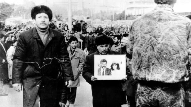 Qtib13's tweet photo. *#BlackJanuary*  *#20January1990 https://t.co/Cr2kqUA5Nz