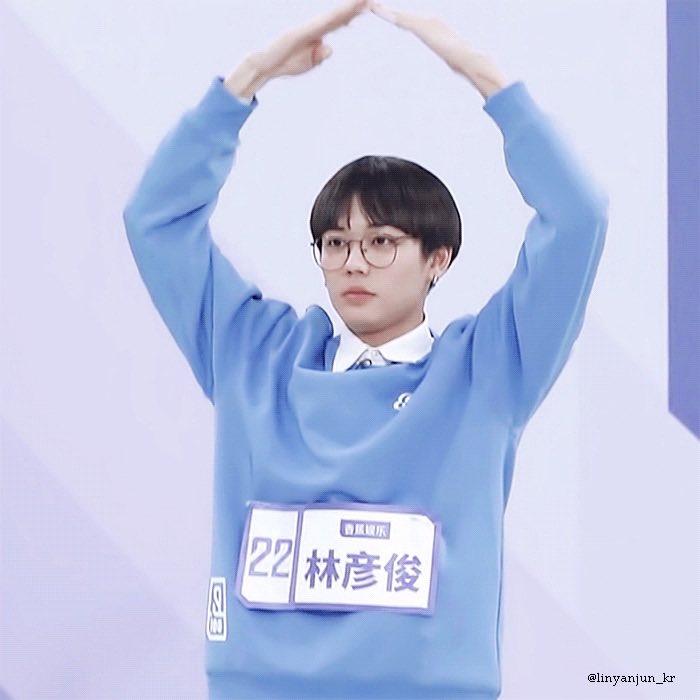 yanjunpic's tweet image. four years of idol producer 💙

#LinYanjun #EvanLin #林彦俊 #NinePercent #idolproducer