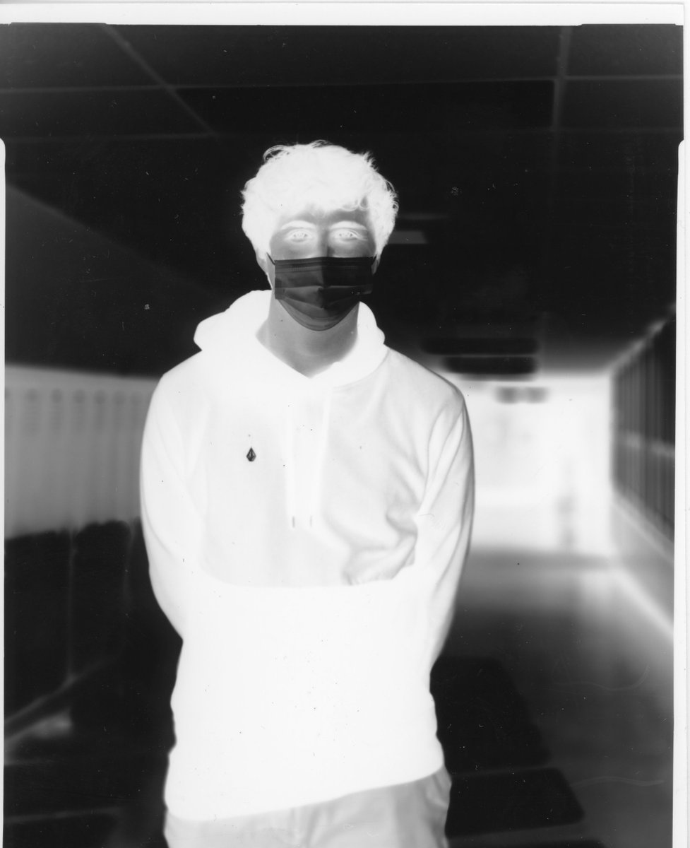 sbttrsweet's tweet photo. 4x5 camera, RC MG paper negative, 1 second @ f6.8 01/18/2022 2PM @220Arts #seethestudent220 https://t.co/VY3cGjoOwU