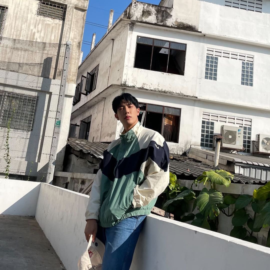 모짜 tweet media