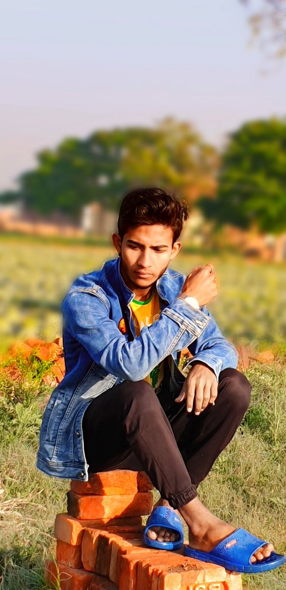 muzakkirmalik78's tweet photo. #maical danish stylish https://t.co/dHNU1m3mgA