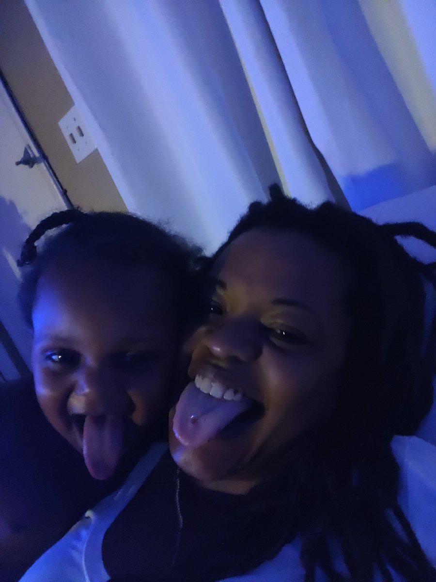 Toyadatsme's tweet photo. @scorpiolove3000 snake tongue baby! 🥴 https://t.co/5vwKs0TIB7