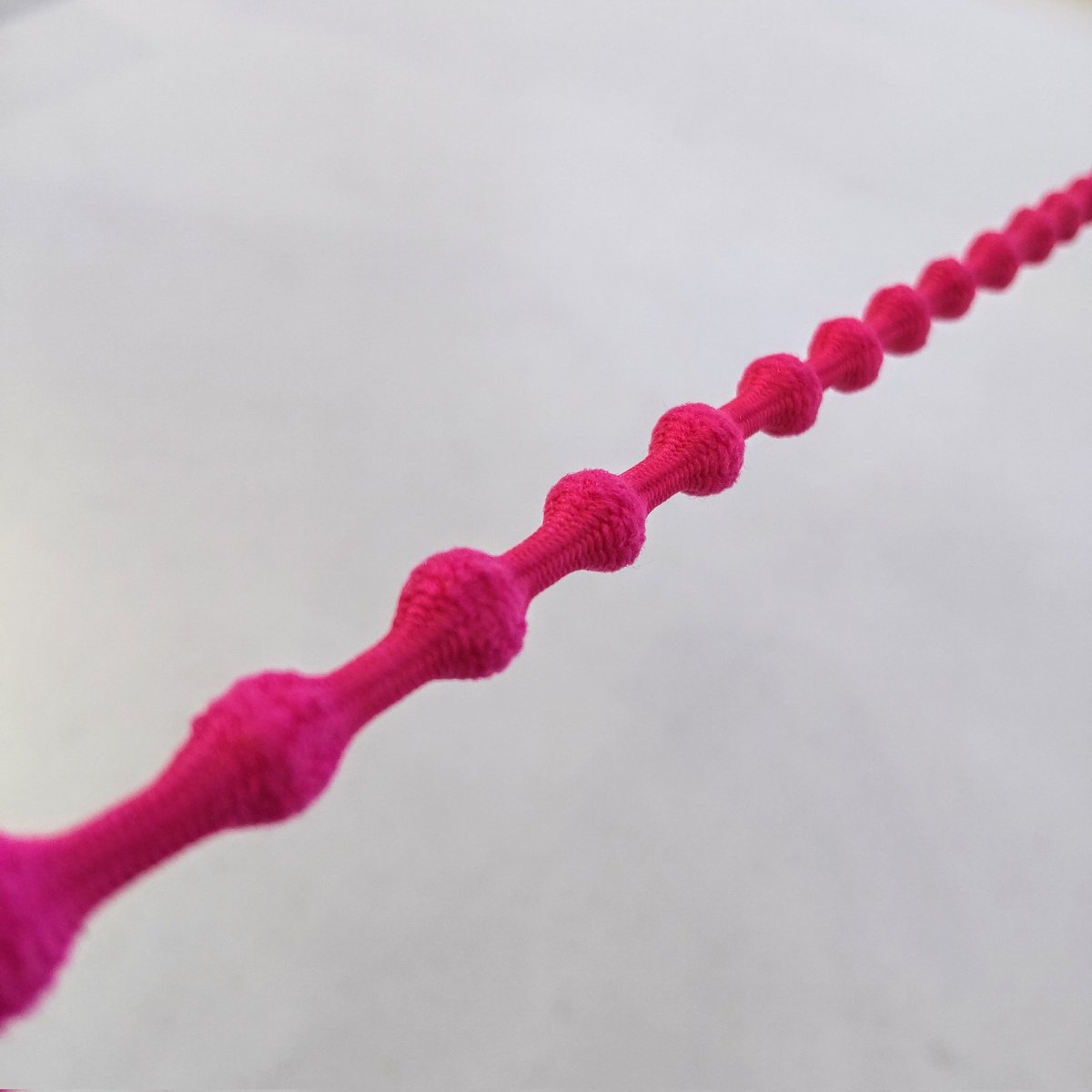 Artsports_Links's tweet image. ／／
結ばない靴ヒモ👀✨
＼＼

#CATERPY
#キャタピー

いつもの靴に通すだけ。
特徴的なコブが伸び縮みして、絶妙に足にフィット。

脱ぎ履きが楽な上「結ばない」のでほどけません🎵

靴紐が苦手なお子様のシューズにオススメです👦👧💫

#アートスポーツリンクス梅田 #キッズ