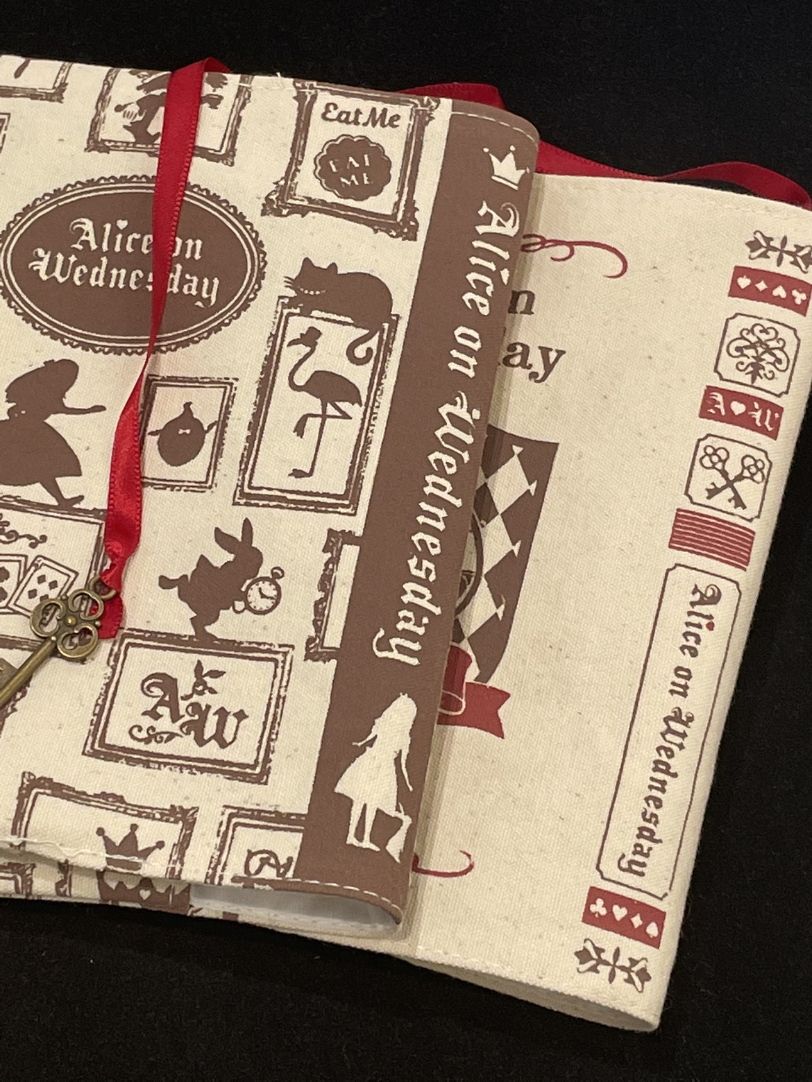 Little Story アリス 水色 文庫本サイズ ブックカバー ハンドメイド