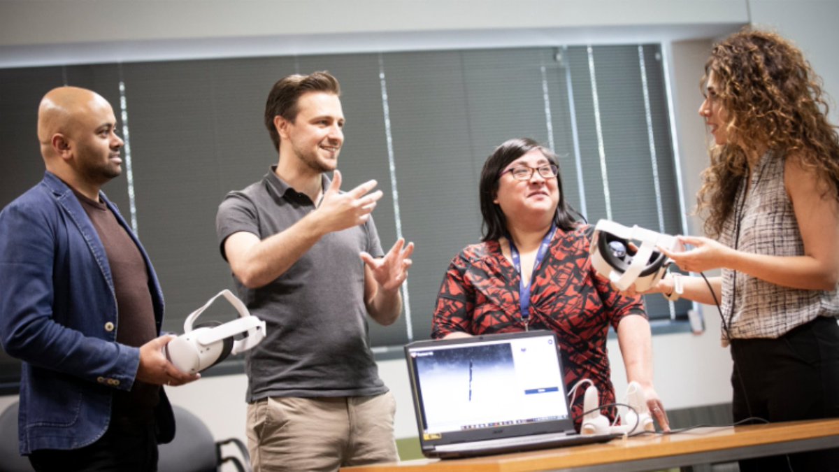 thewrenglobal's tweet photo. WREN Member Dr. @shiva_pedram_ is an expert in #VRtechnologies to overcome real-world barriers. A @VantariVR @uow partnership engaged Dr. Pedram to assist w study of their VR software - designed to deliver procedural training to doctors &amp; medical students: https://t.co/gkE0dzd6aa https://t.co/Ky0I2eXGn4