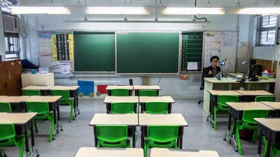 Hong Kong to shut secondary schools from Monday over Covid fears 

READ: toi.in/TYVVPb32/a24gk