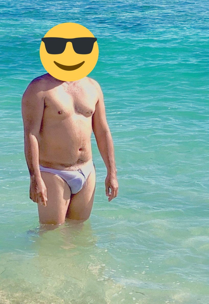 Brucekodad1's tweet photo. Sea horse🤣 https://t.co/E7SoJtVzb1