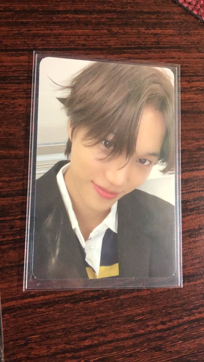 TWICE_ONLINE's tweet photo. Jonginโs home! Thanks, @luficart for packing it well. Sold my original pull for this and, no regrets, so happy na itโs a vv clean pc. Til next time po๐ป #lufi_proofs https://t.co/343JzhIJKl