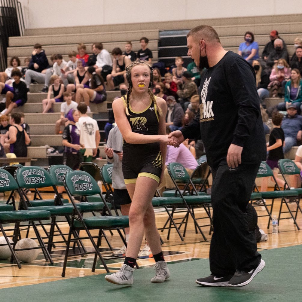 Twitter password recovered ✅ 
We’re back! 🐺🤼‍♂️💪 #powerofthepack