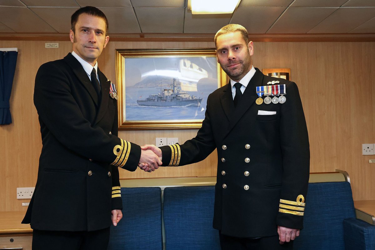 HMS Kent tweet media