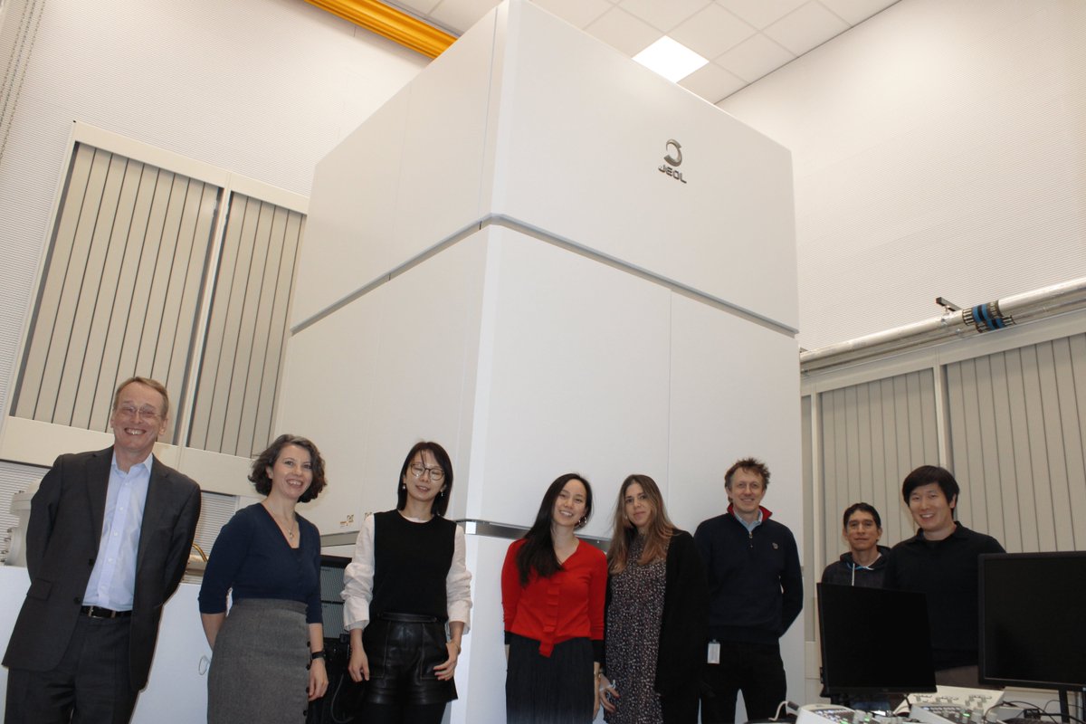 QDetectors's tweet photo. Our incredible team of engineers installed a #MerlinEM on the first Ruska microscope in the world! We met with The Correlated Imaging Team at @RosFrankInst to find out how our detector will be used. Find out more in our news story: https://t.co/VCpV3uZEnL #ElectronMicroscopy https://t.co/OzQTg7Y9H8