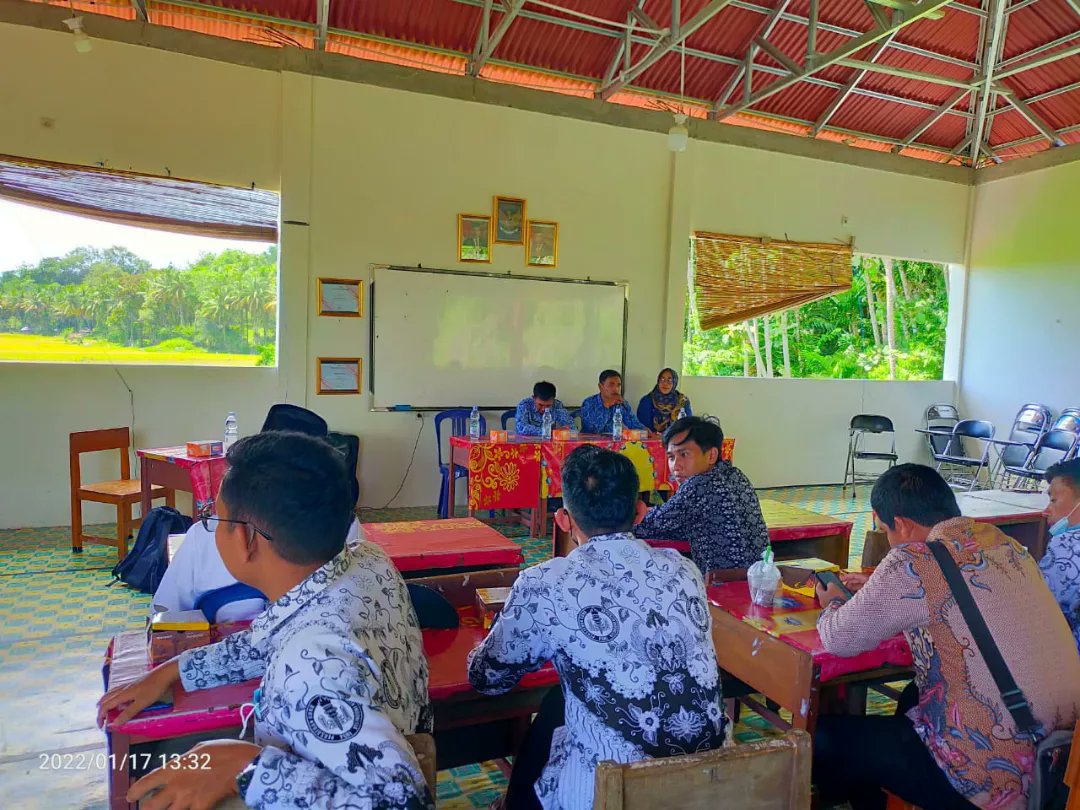 PTasari's tweet photo. Melakukan Penyuluhan Pra Koperasi Business Centre Insan Kamil di aula SD IT Insan Kamil.
Senin, 17-01-2022

@kemenkopukm 
@penyuluhkoperasi 
#ppklkemenkopumkri 
#ppklprovinsibengkulu 
#ppklkabupatenkaur 
#ppklselindo 
#penyuluhkoperasi https://t.co/0nIspdkDGa