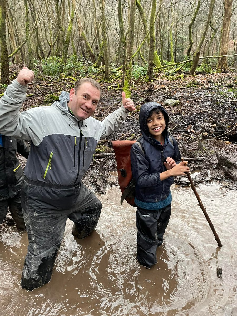 Quality time with #Year4 @HindleapWarren @BansteadPrep #headteacher #residentialtrip #schooltrip #educationalvisit #outdoorlearning #teamwork #BPS_Values