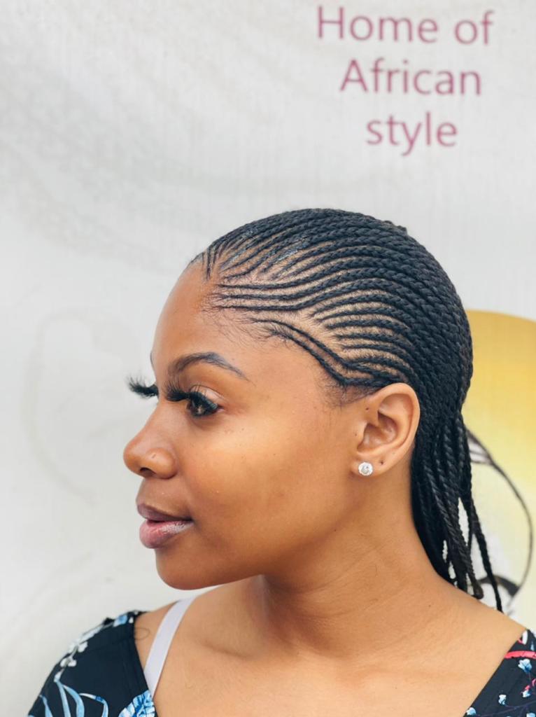 connie_salon's tweet image. Buhle green looking absolutely stunning 

#conniesmagichairsalon
#braids
#conrows 
#tribalconrows
#eastrandhairsalons
#sowetohairsalons 
#GirlTalkZA