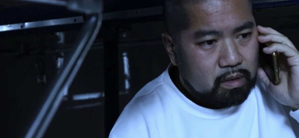 theStagPartyShowOSAKA/TOKYOによるTAG第５話、絶賛配信中ですよ！東京のともひろ、大阪のゆうとの2人による「銀河鉄道と夜」、原作はスタパきっての名作。
様々な想いを抱えて夜行列車に乗り込む人々。一冊の単行本が引き寄せた10年前の出会い。エイタがヒナタにどうしても伝えたかったこととは。