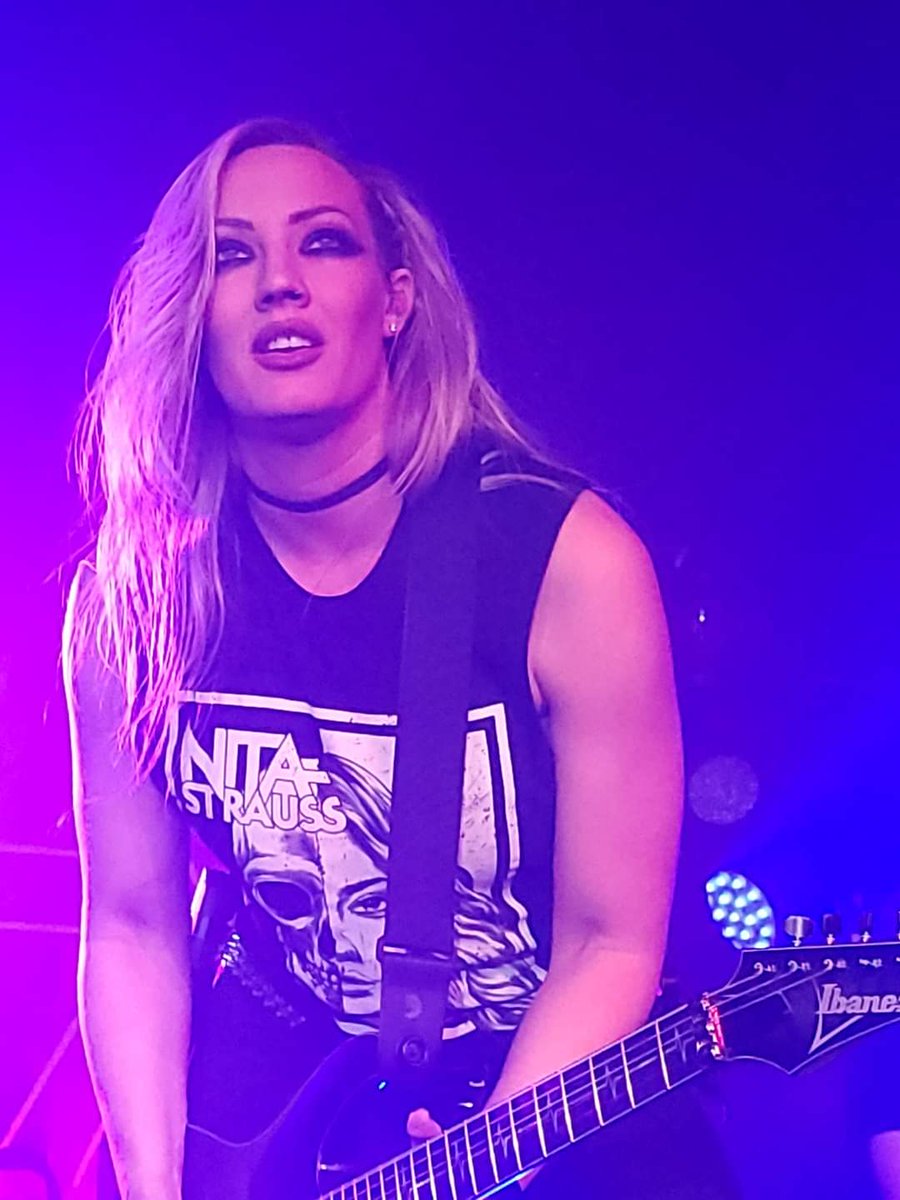 talkinboutrock's tweet photo. Gerry Schmidt from Talkin bout Rock caught Nita Straus @hurricanenita and her band at @BasementEast in Nashville. https://t.co/GEGOcty8gH