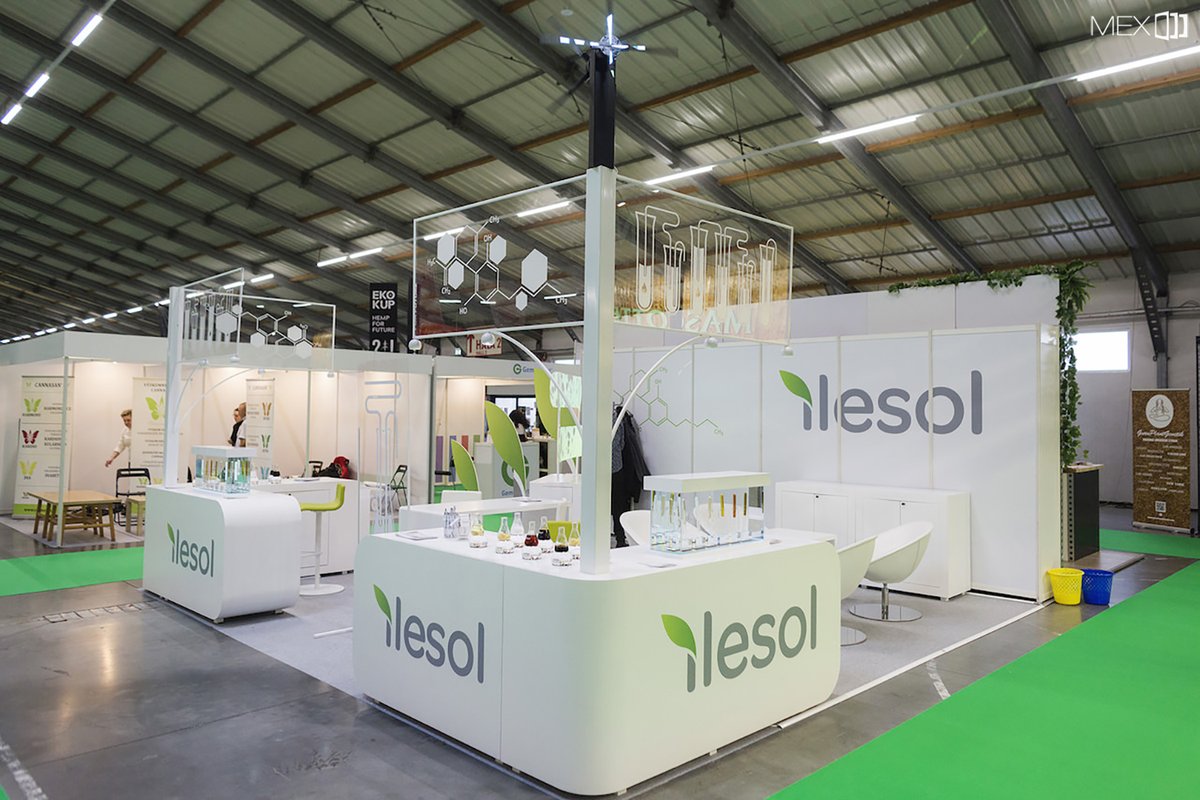 MEXshout's tweet photo. #TBT: One of those projects that we look back with a smile on our faces. 😁

For this expo stand design in 2019, we gained our client’s trust and have the opportunity to carry out a project from very scratch at the world-renowned “Canna Fest” fair which took place in #Prague.🌿🇨🇿 https://t.co/0nz4fgtY4s