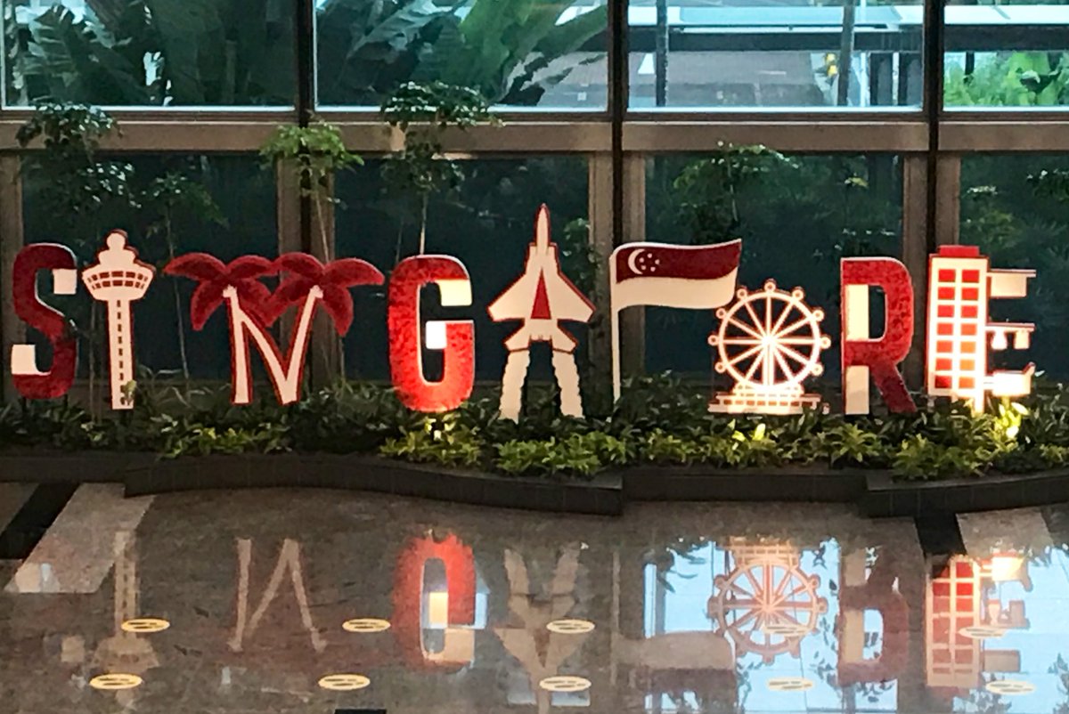 nazarethsunrise's tweet photo. The heart is already in transit awaiting God's news for us while there remains a trace of gratitude and celebration for the long-awaited encounters.
From #thesnowyGuadarrama to #thefishingSingapore we open ourselves to #theTopEnd https://t.co/nMg5FklvxF