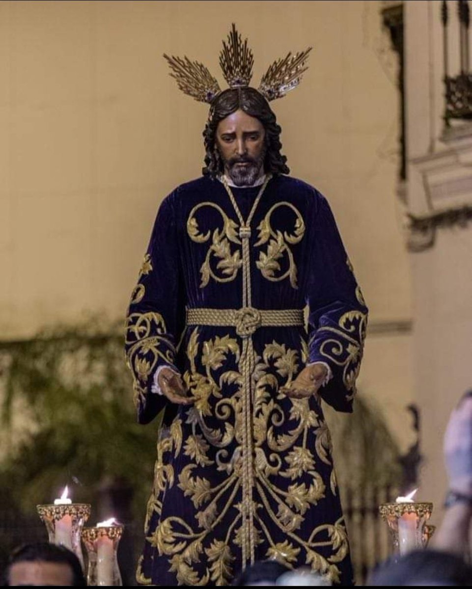 Queremos agradecer públicamente a la querida <a href="/Hdad_LosGitanos/">Hermandad de Los Gitanos</a> la cesión de las andas con las que Nuestro Padre Jesús del Soberano Poder en su Prendimiento será trasladado a la S.I. Catedral para presidir el #ViaCrucisSevilla22

📷 <a href="/AntonioLB_ph/">ANTONIO LOZANO BERTO 🇪🇸</a>
