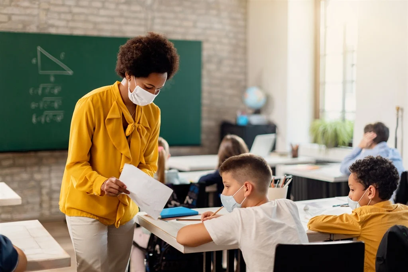 HeidelbergRadio's tweet photo. #Burningpoint: Move to force timetable change at schools in South Africa, Should the Department of Basic Education end rotational attendance at schools and what are your thoughts on rotational attendance at schools?
#matricresults2021 #MfanaKeMfana #ThursdayThoughts https://t.co/1c5ExFQEnh