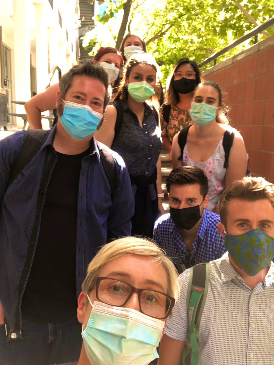 claudine_bonder's tweet photo. Love this team! 
Great sessions today workshopping the year ahead 👊🏻👊🏻 Vascular Biology and Cell Trafficking lab retreat 2022 @CCB_Research with inspirational contributions from @DrNatashaHarvey and @TaniaJolleyTaft 💪🏻💪🏻 https://t.co/WbBW1bJKCI