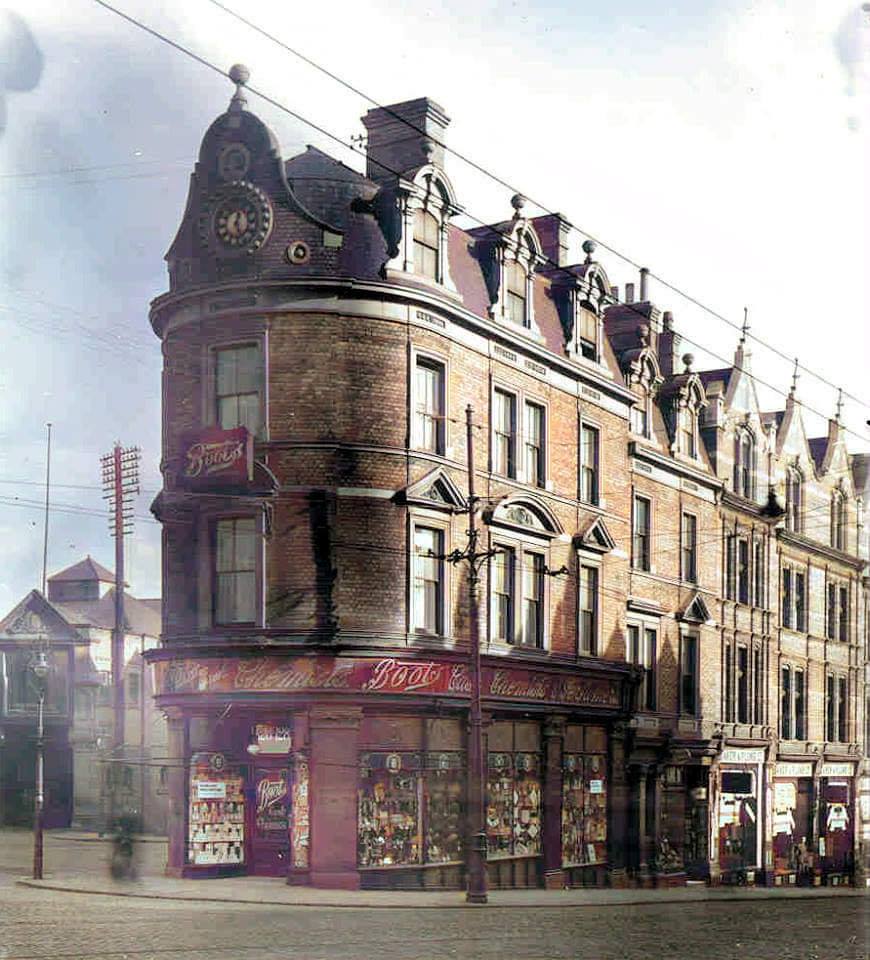 No1tingham's tweet photo. Boots Chemists, Derby Road, Canning Circus, #Nottingham, 1912. Credit: @NottinghamPage https://t.co/KyShVrw8A6