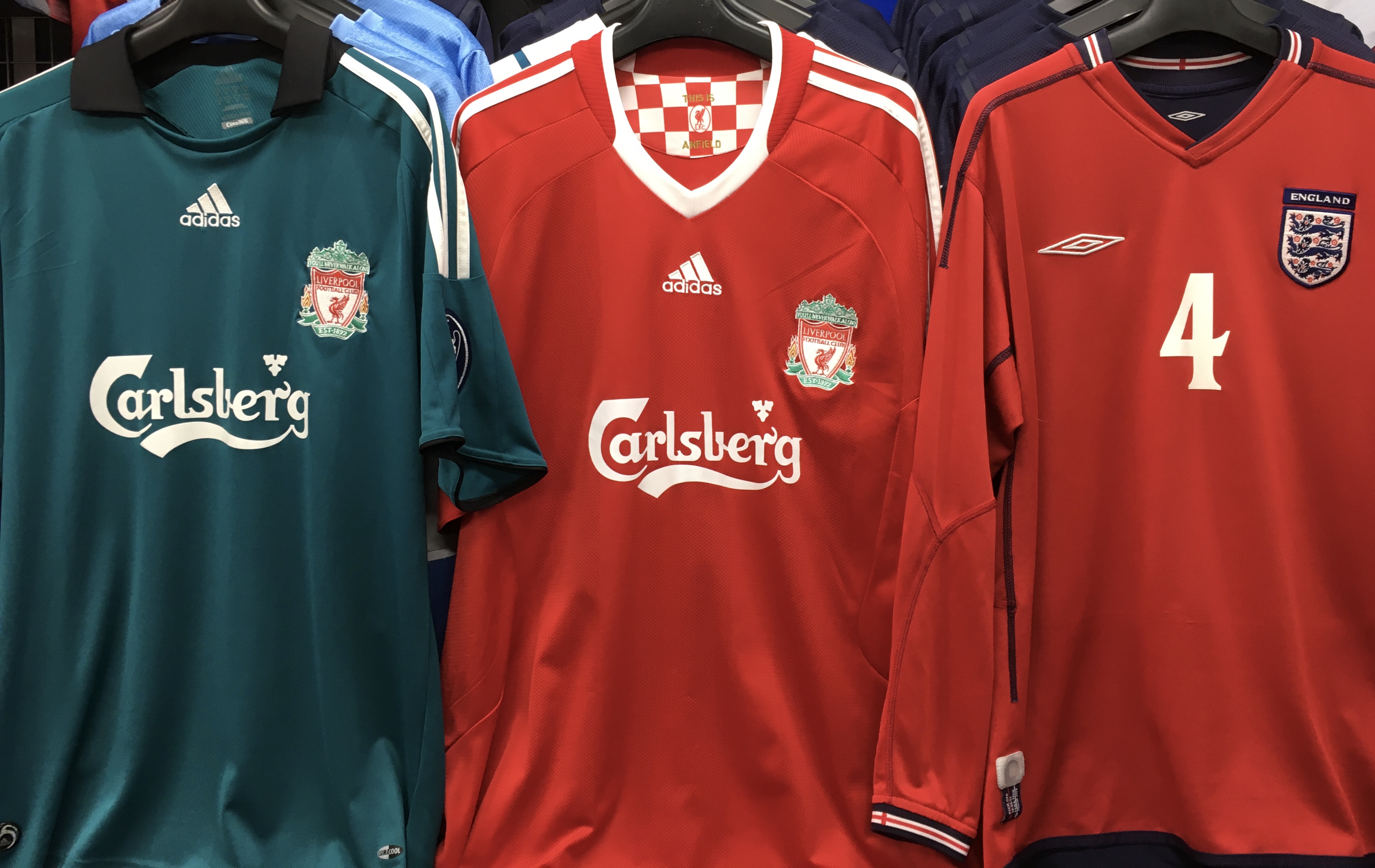 サッカーショップfcfa 実店舗open リヴァプール ビンテージ ユニフォーム Adidas 製 カールスバーグ スポンサーで リバプール の歴代ユニの中でも人気の高い 08 10 Home 08 09 Away アロンソ トーレス ジェラード