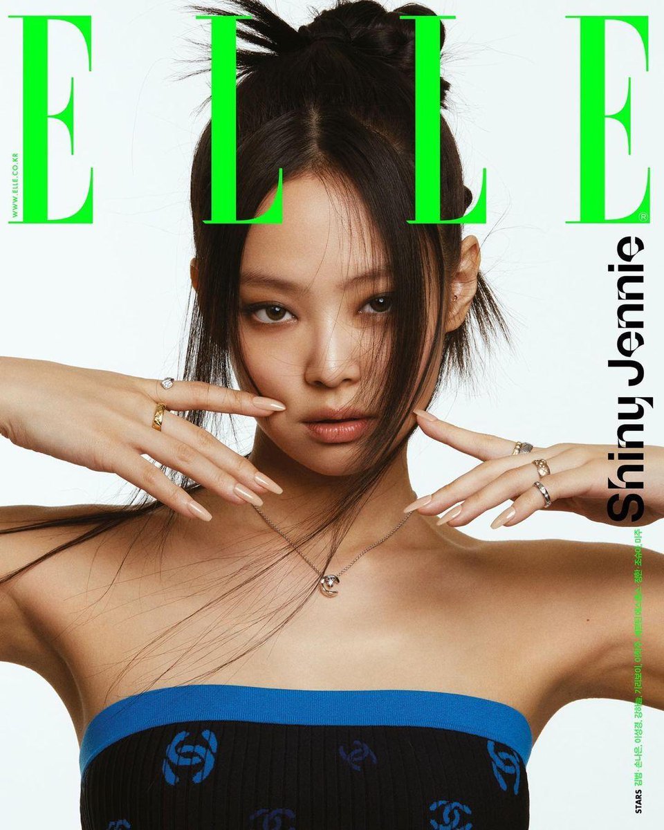 rapplerdotcom's tweet photo. 'ALL ME, CROSS SEAS, COCO CHANEL' ✨

LOOK: BLACKPINK's Jennie stuns in her six cover photos for Elle Korea's February 2022 issue, wearing pieces and jewelry from Chanel.

📷: jennierubyjane/Instagram

https://t.co/zNK6cYNEfU https://t.co/GkNhR7LMCZ