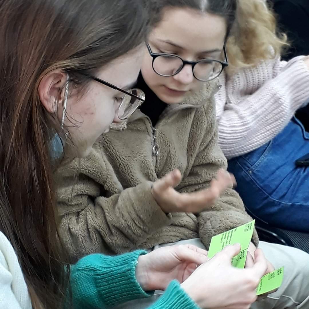 Бібліотека Усенка tweet media