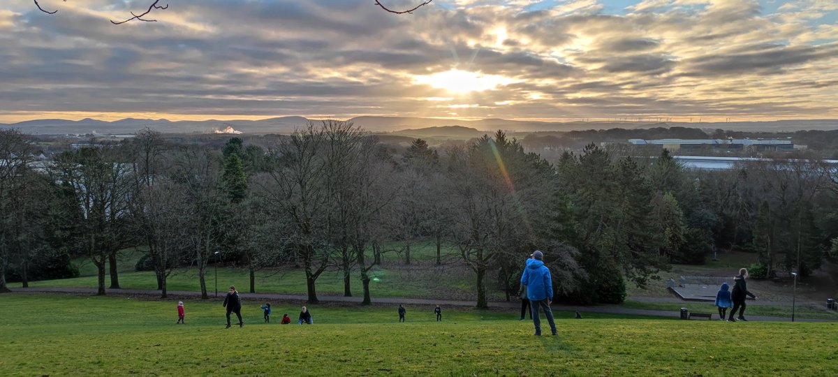 What a beautiful view at outdoor learning this morning with primary 6 🌄